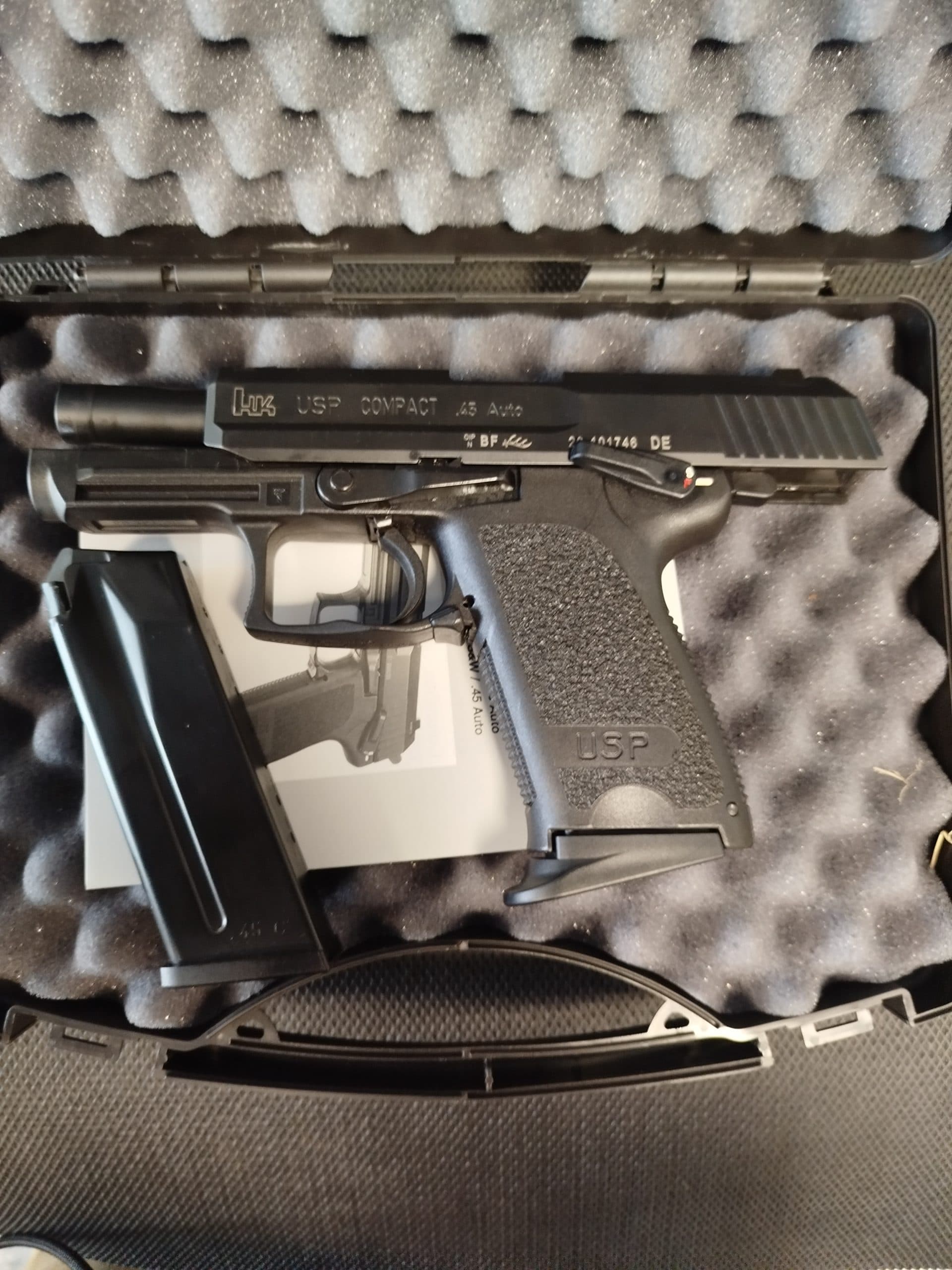 HECLER&KOCH USP COMPACT 45 AUTO