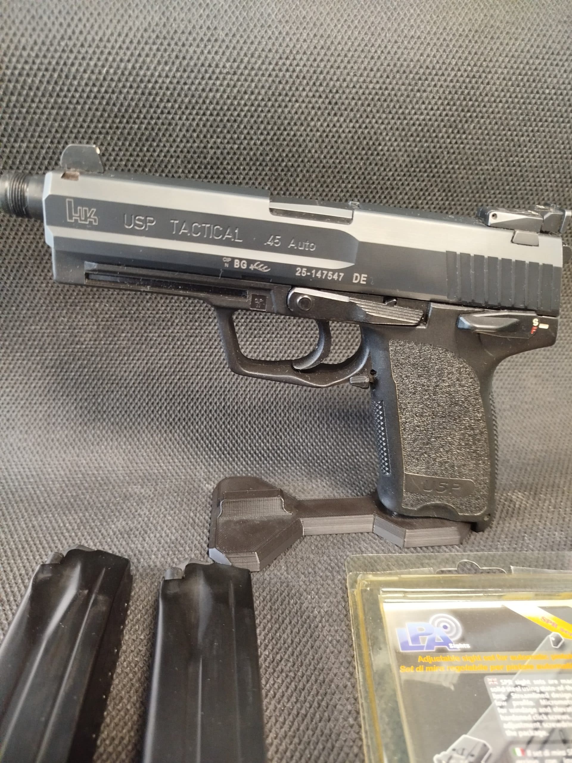 HECLER&KOCH USP TACTICAL 45 AUTO
