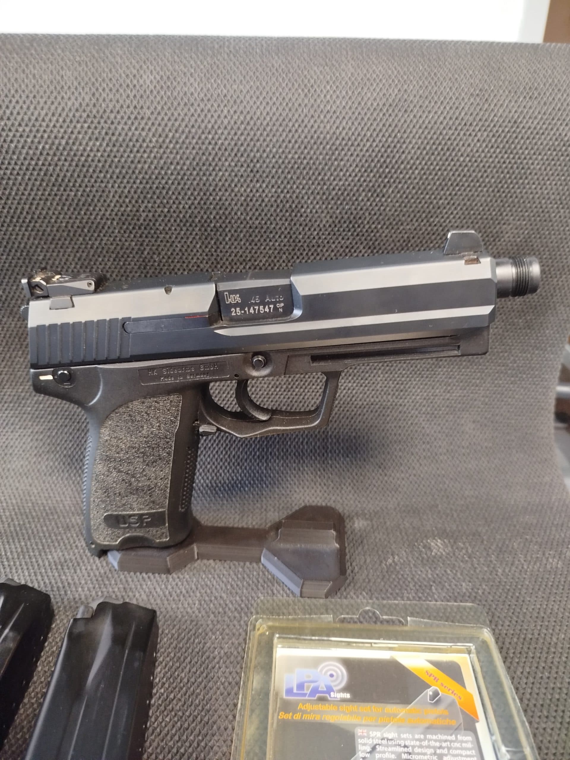 HECLER&KOCH USP TACTICAL 45 AUTO
